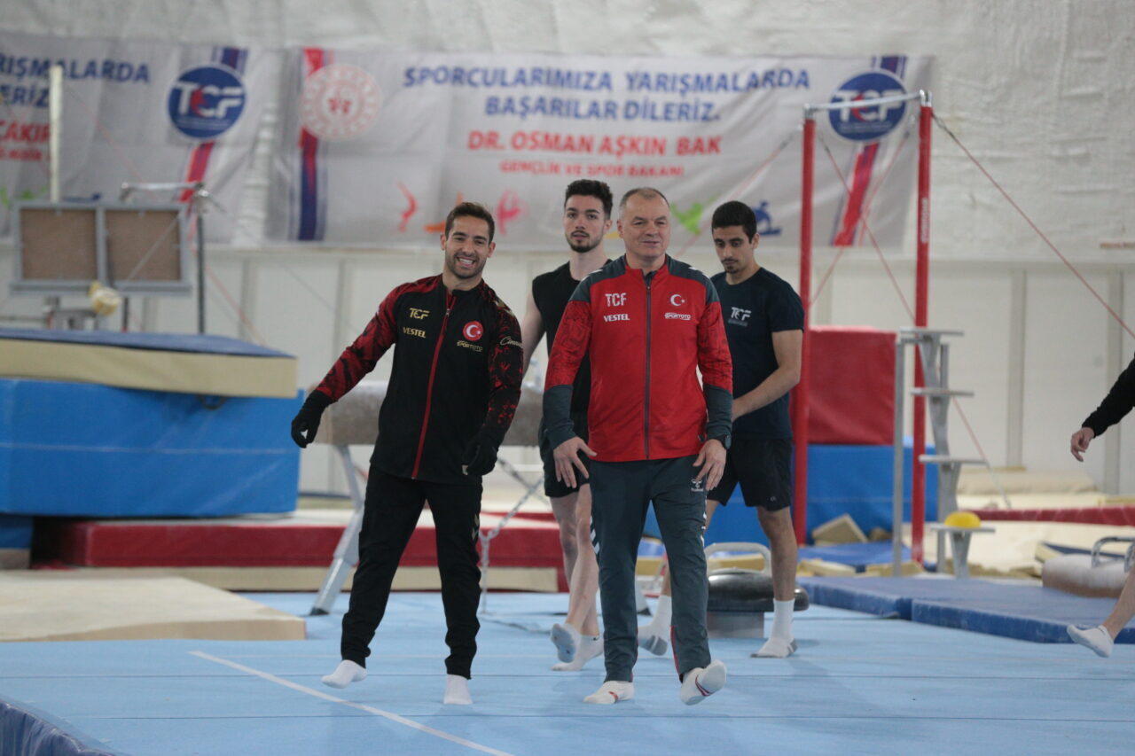 BOLU (AA) – Artistik Cimnastik Erkek Milli Takımı, Dünya Kupası