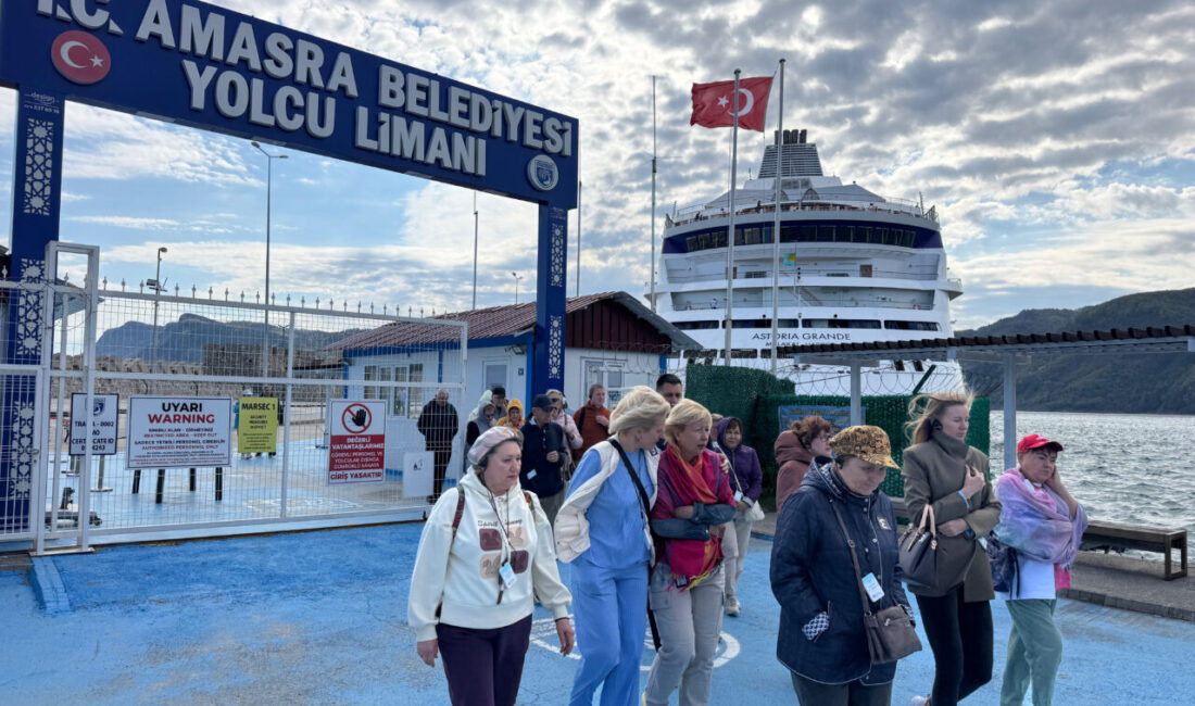 BARTIN (AA) – Rusya'nın Soçi kentinden hareket eden "Astoria Grande"