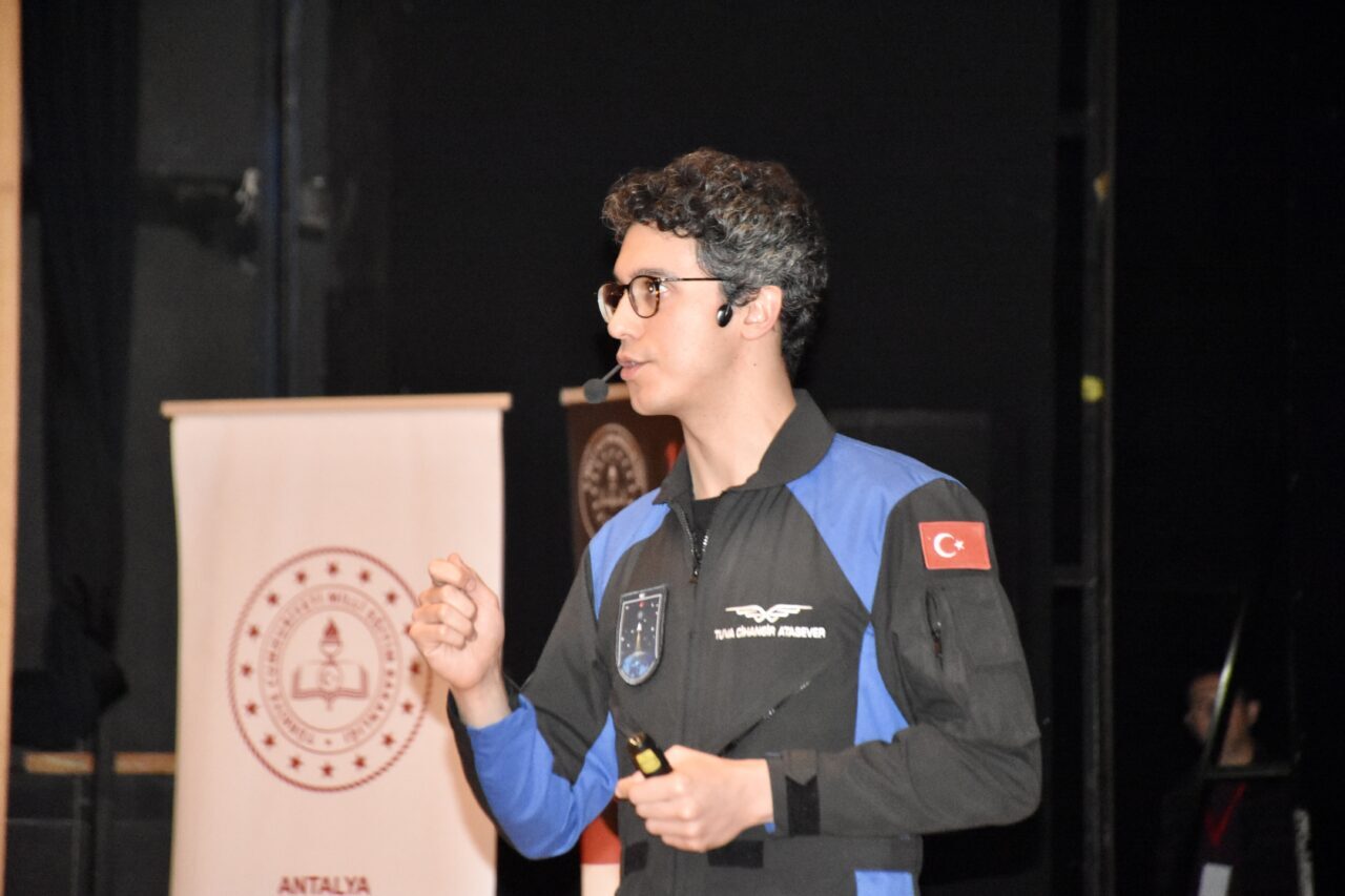 ANTALYA (AA) – Türkiye'nin ikinci astronotu Tuva Cihangir Atasever, Antalya