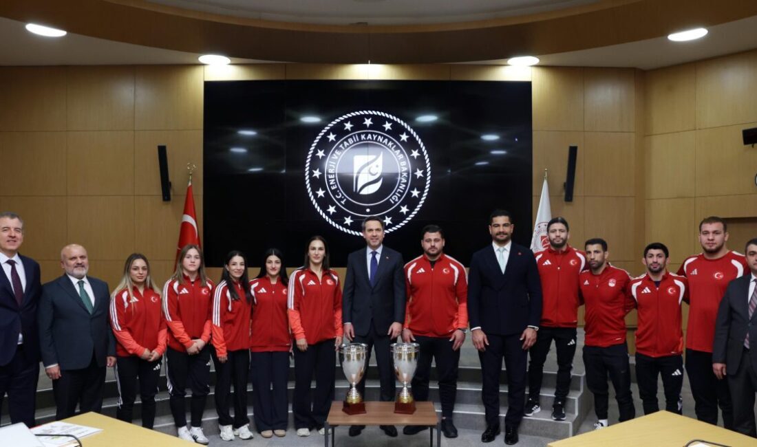 ANKARA (AA) – Enerji ve Tabii Kaynaklar Bakanı Alparslan Bayraktar,