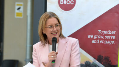 - Victoria Eyaleti Başbakanı Jacinta Allan:
- "İbadet etme hakkı, topluma