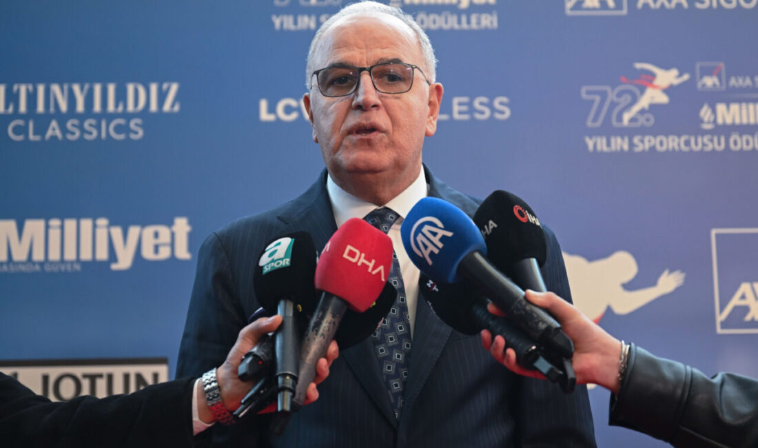 - Türkiye Voleybol Federasyonu Başkanı Mehmet Akif Üstündağ:
"İnşallah Şampiyonlar Ligi'nin