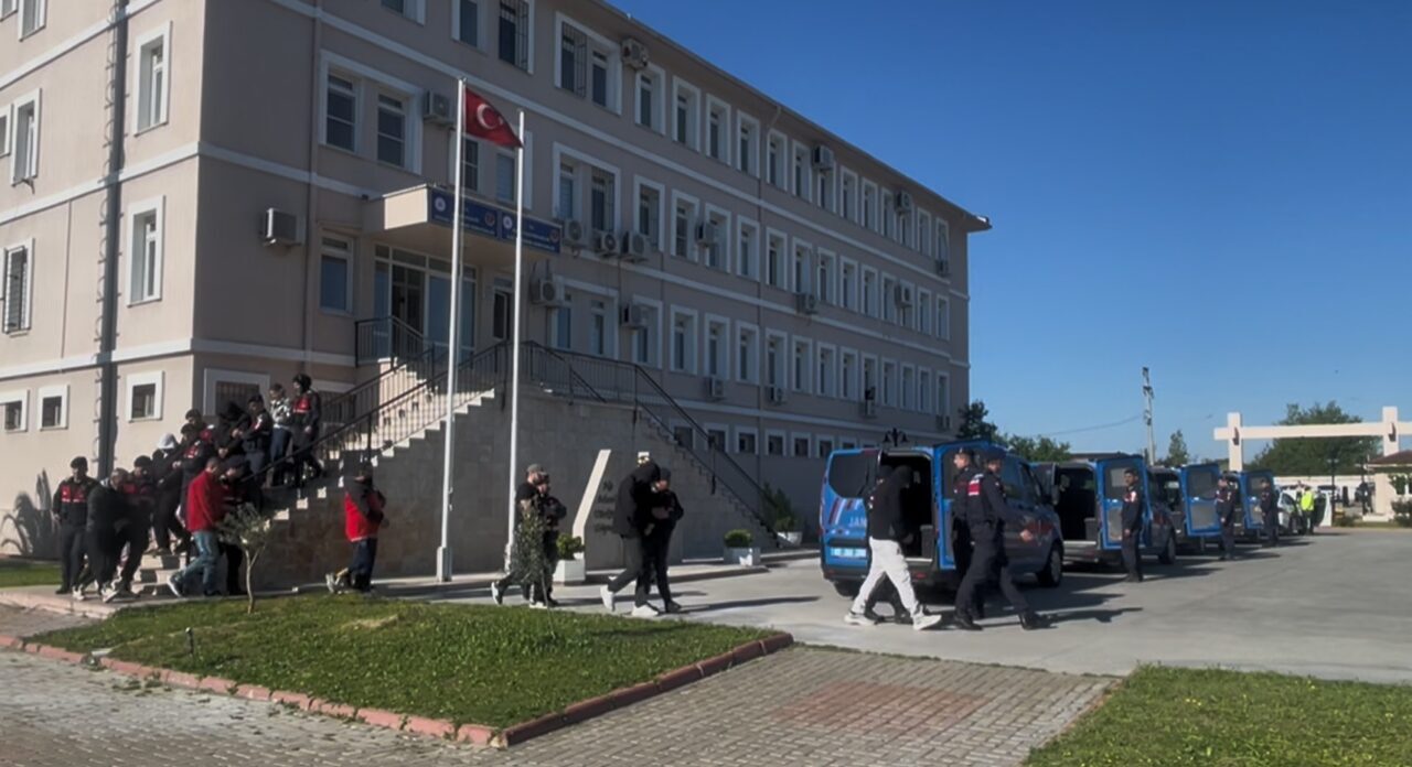 AYDIN (AA) – Aydın merkezli 7 ilde düzenlenen yasa dışı