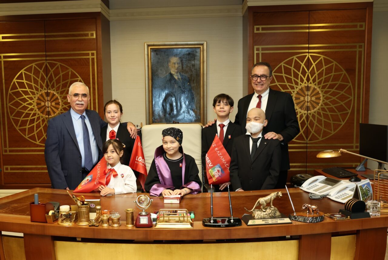 ANKARA (AA) – Anayasa Mahkemesi (AYM) Başkanı Kadir Özkaya, 23