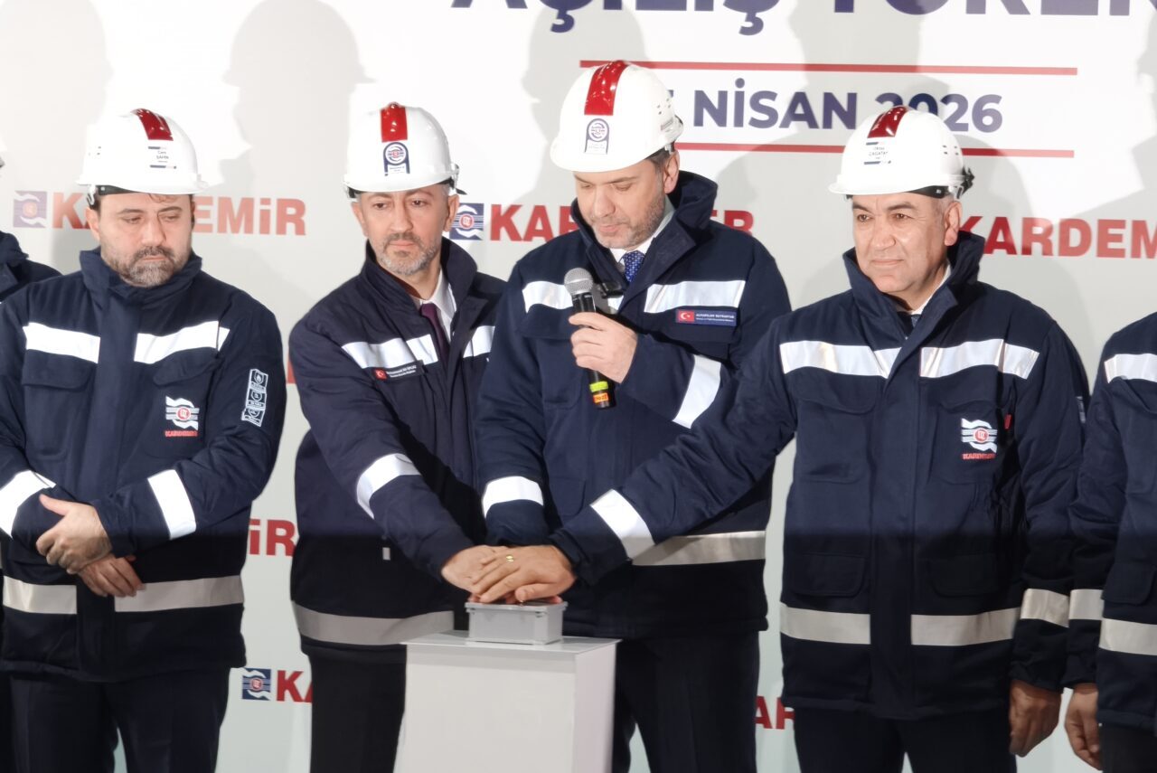 - "Tüm sanayinin esas itici gücü, esas önemli temeli bu