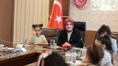 ANKARA (AA) – Aile ve Sosyal Hizmetler Bakanı Mahinur Özdemir