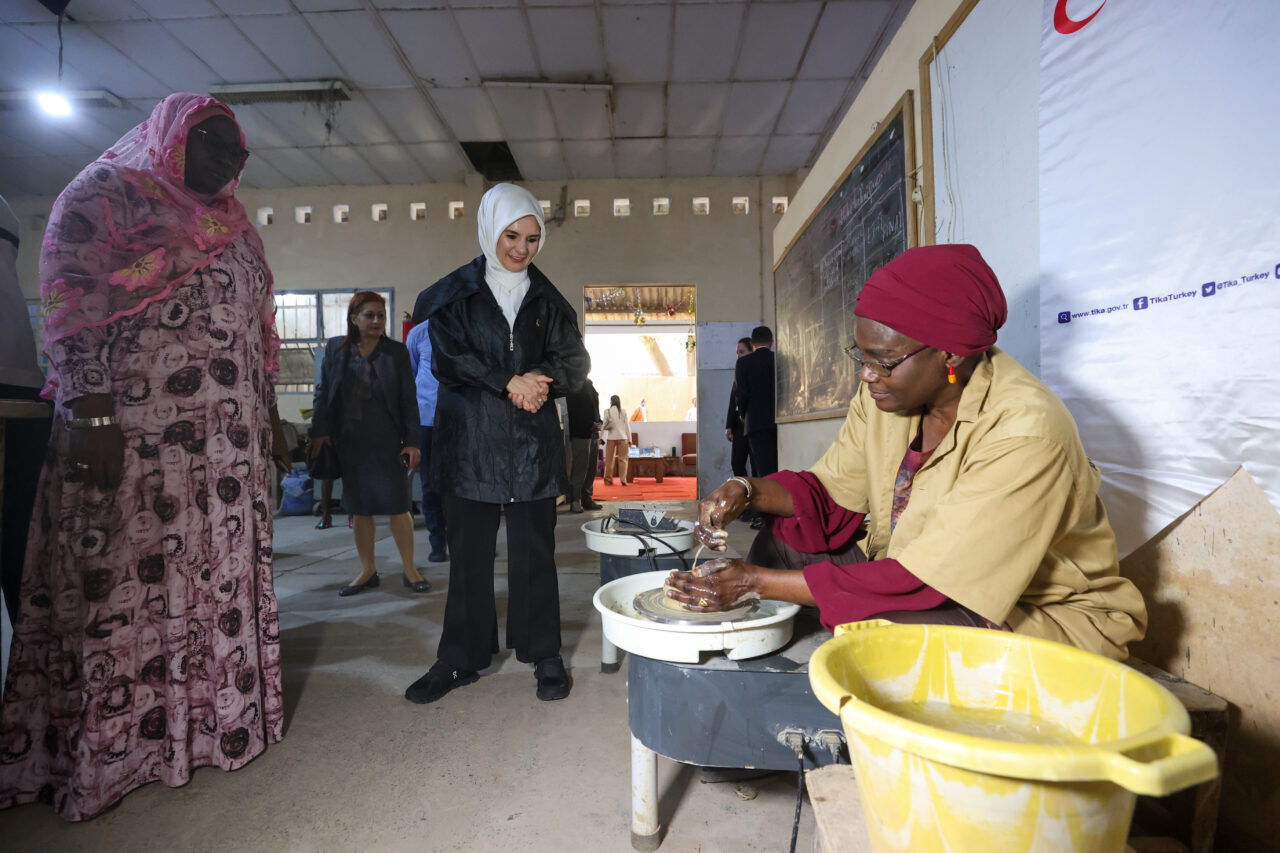 - “Türkiye olarak sosyal hizmetler alanındaki tüm tecrübemizi Senegal ile