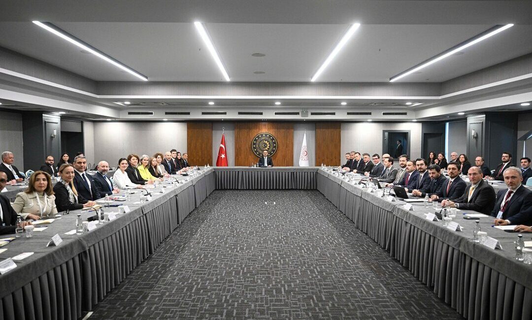 - "İki ülke arasındaki güçlü birlikteliğin, somut projeler, artan yatırımlar,