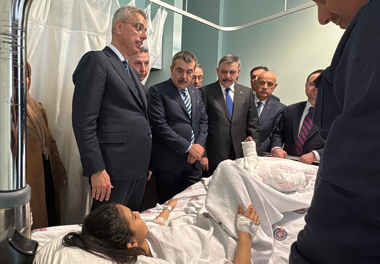 KAHRAMANMARAŞ (AA) – İçişleri Bakanı Mustafa Çiftçi, Sağlık Bakanı Kemal