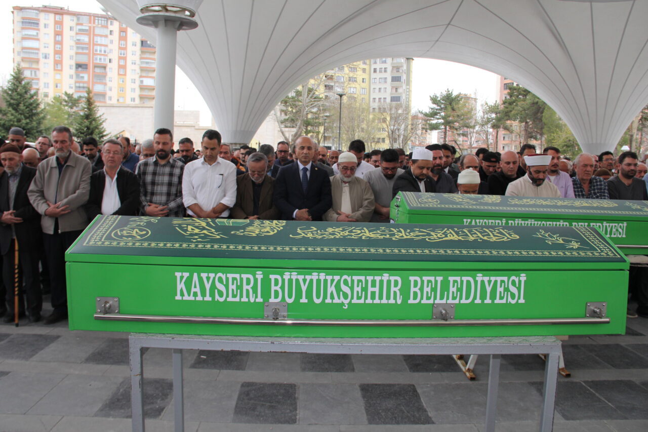 KAYSERİ (AA) – Balıkesir'in merkez Altıeylül ilçesinde silahlı saldırı düzenlenen