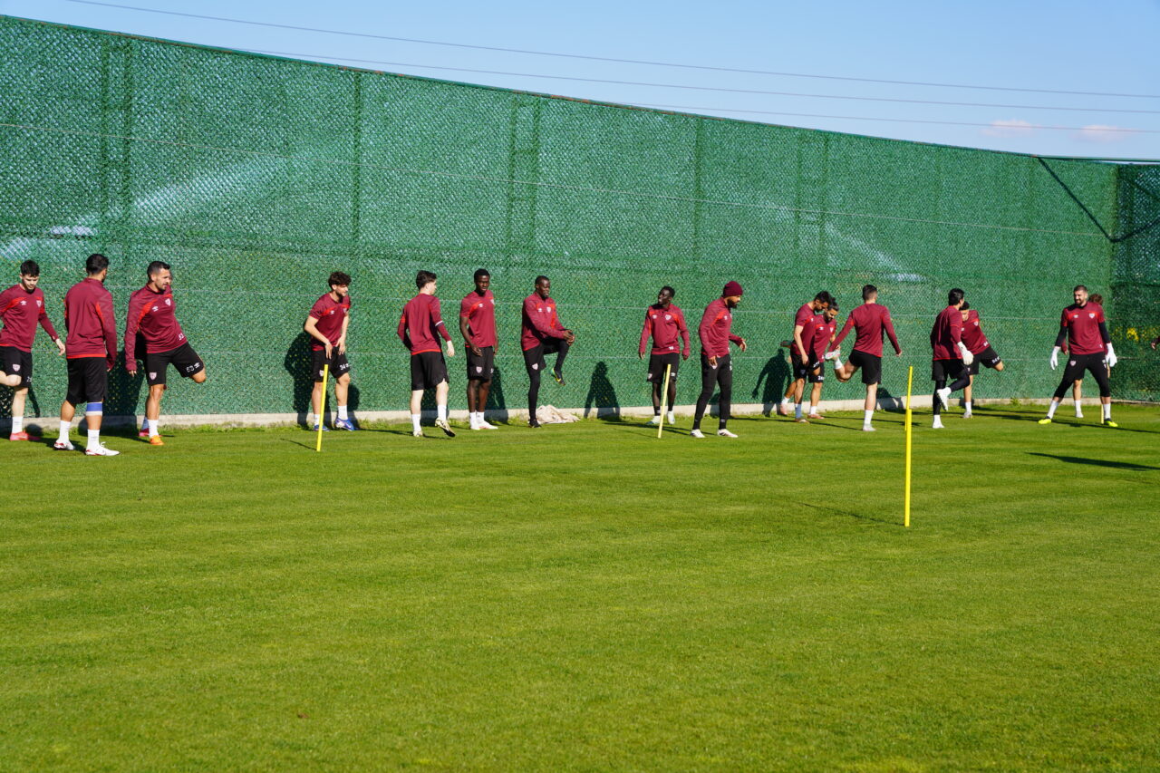 BALIKESİR (AA) – Özbeyli Bandırmaspor, Trendyol 1. Lig'in 37. haftasında