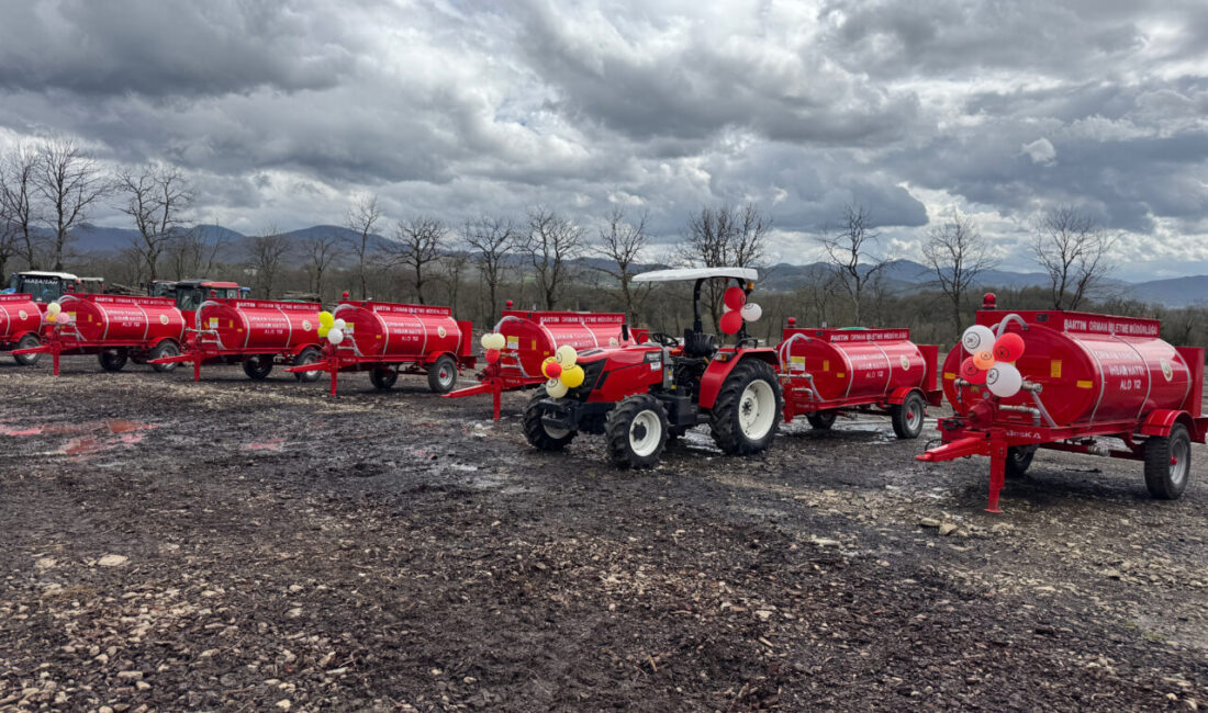 - Bartın Valisi Nurtaç Arslan:
- "Bu tankerler, yangınların büyümeden kontrol