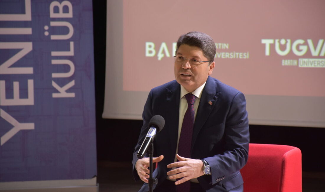 - TÜGVA Genel Başkan Yardımcısı Enes Seba:
- "TÜGVA, Cumhurbaşkanı Recep