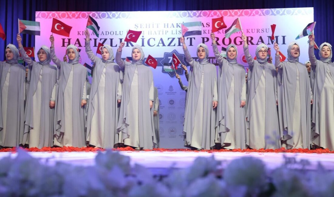 İSTANBUL (AA) – Başakşehir Şehit Haki Aras Kız Anadolu İmam