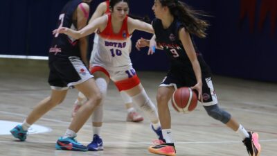 ORDU (AA) – Türkiye Basketbol Federasyonunca, Ordu'da düzenlenen 14 Yaş