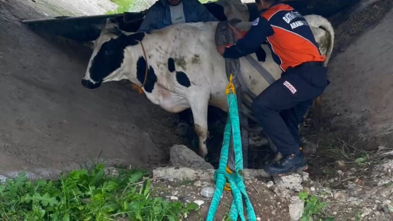 BATMAN (AA) – Batman'ın merkez Balpınar beldesinde sulama kanalında mahsur