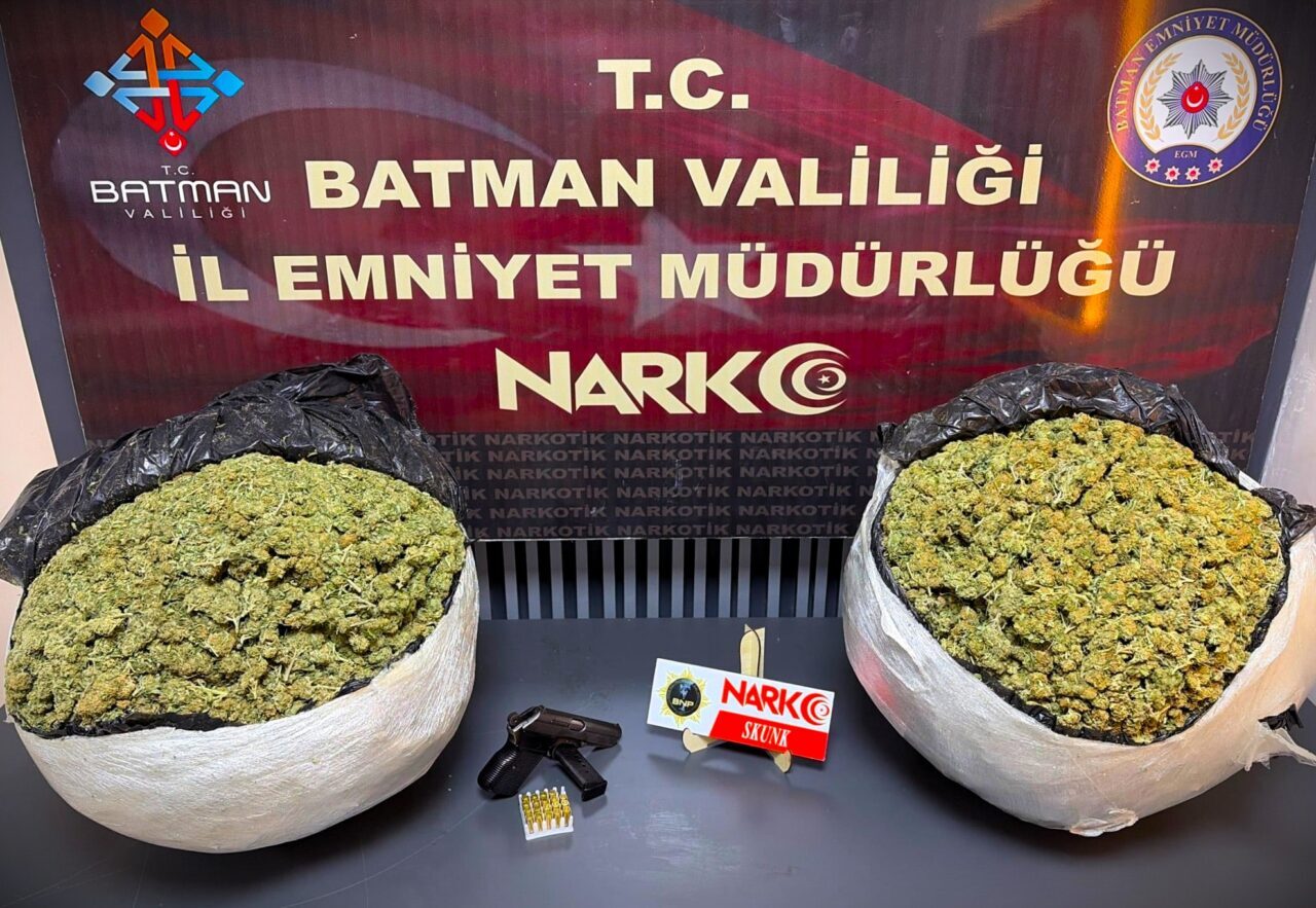 BATMAN (AA) – Batman'da düzenlenen uyuşturucu operasyonunda yakalanan 4 şüpheliden