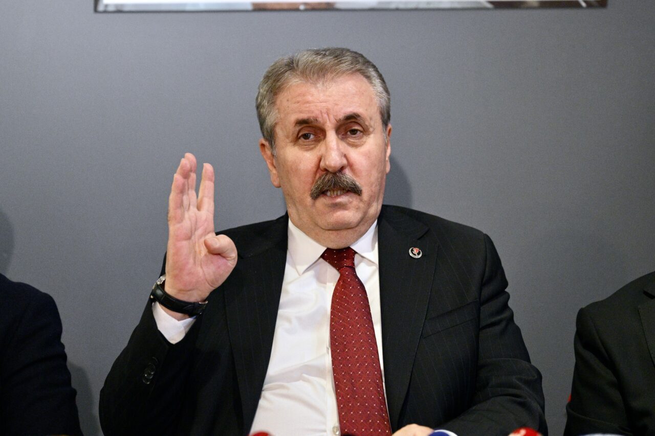 - "(ABD-İran arasındaki ateşkes) Türkiye Cumhuriyeti Devleti ve Türk milleti