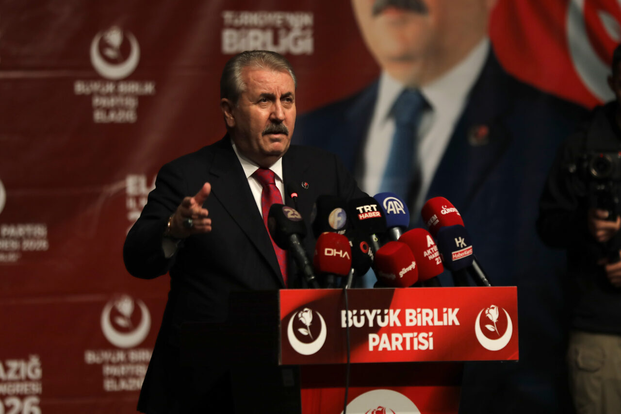 - "Bu millet, büyük Türk milleti, haksızlık karşısında asla susmamıştır,