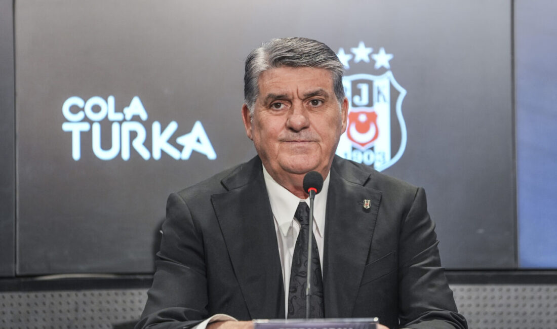 - Beşiktaş Kulübü Başkanı Serdal Adalı:
"Cola Turka ile önceki dönemimizi