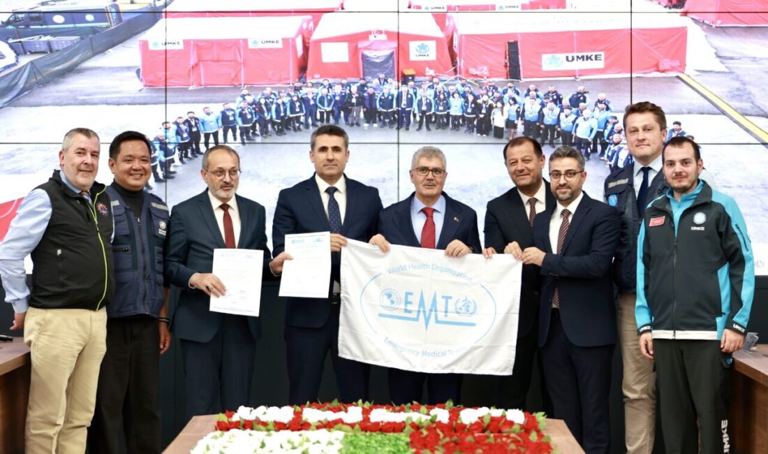 - Acil Sağlık Hizmetleri Genel Müdürü Doç. Dr. Eray Çınar:
-