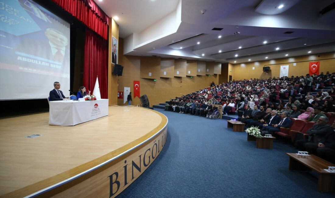 BİNGÖL (AA) – Bingöl Üniversitesinde "Siber Alemde İşlenen Suçlar: Ne