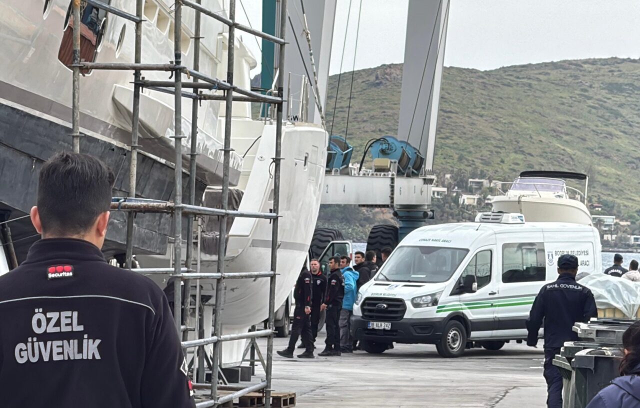MUĞLA (AA) – Muğla'nın Bodrum ilçesi açıklarında, düzensiz göçmenlerin olduğu