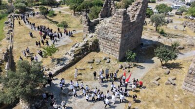 MUĞLA (AA) – Muğla'nın Bodrum ilçesinde Antik Halikarnassos Surları'nda ve