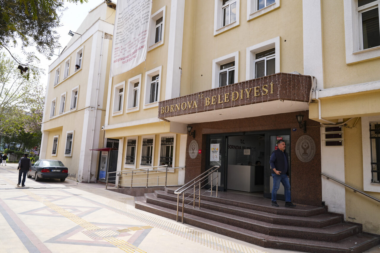 İZMİR (AA) – İstanbul Cumhuriyet Başsavcılığınca "rüşvet", "irtikap" ve "ihaleye