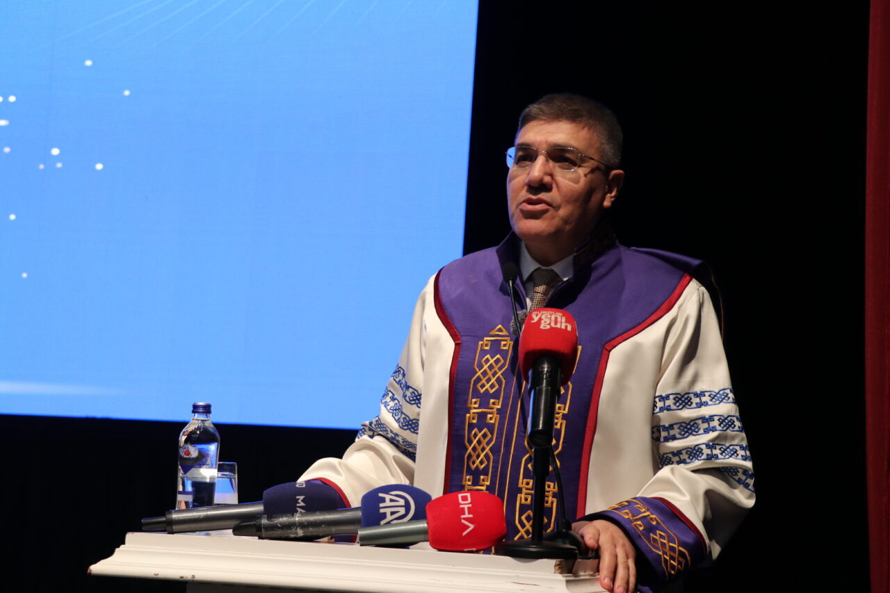 BURDUR (AA) – Burdur Mehmet Akif Ersoy Üniversitesi'nin (MAKÜ) 20.
