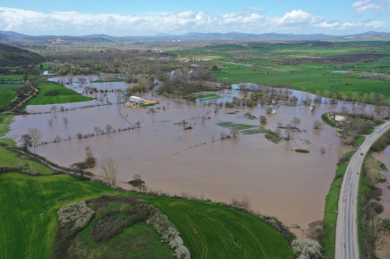ÇANAKKALE (AA) – Çanakkale'nin Çan ilçesinde sağanak nedeniyle 2 köy