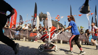 - Troya Ören Yeri'nden başlayan 42 kilometrelik yarışı erkeklerde Selim