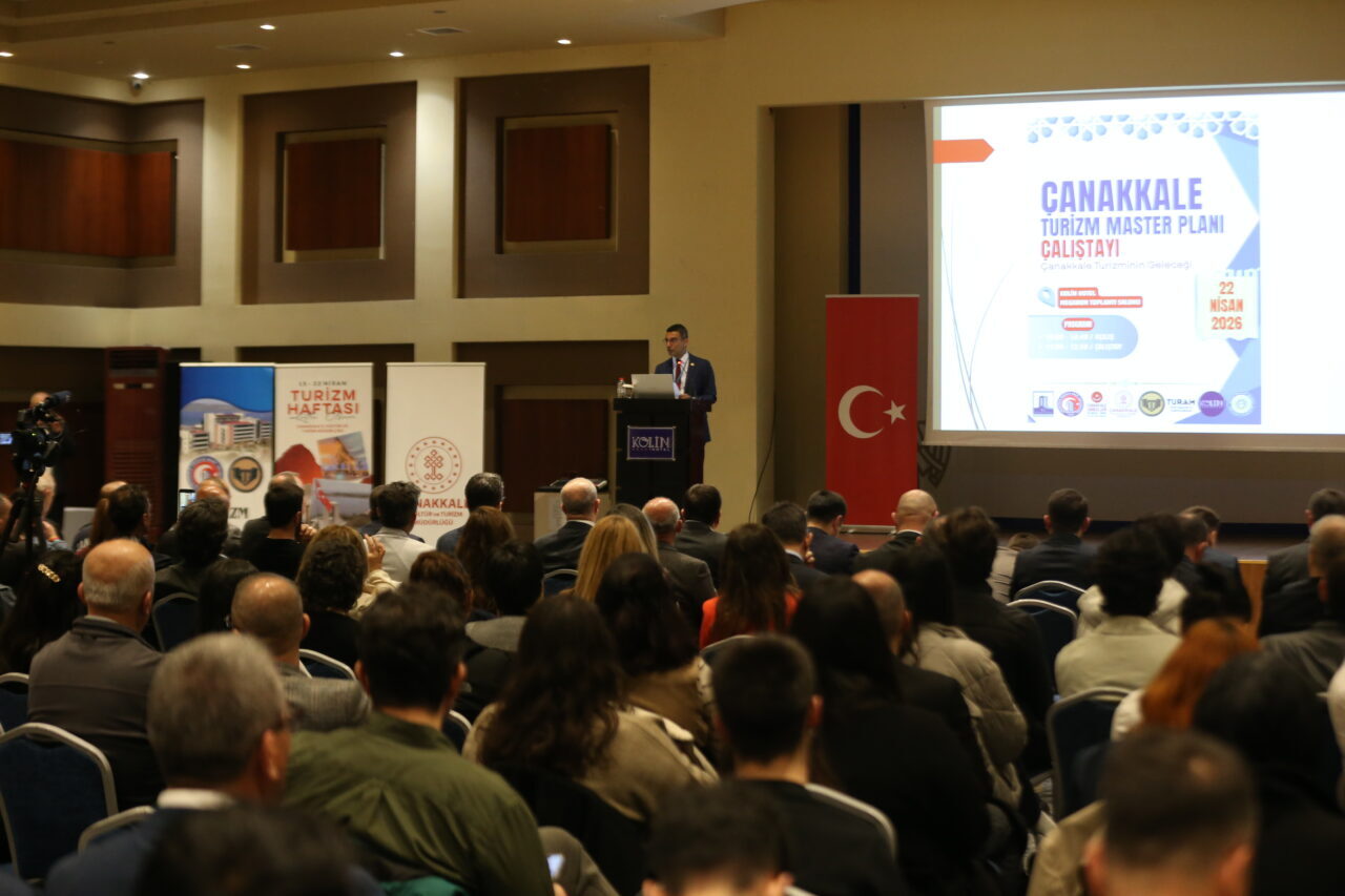 - Çanakkale Valisi Ömer Toraman:
- "Turizm alanında oluşan ekonomiyi, pastayı