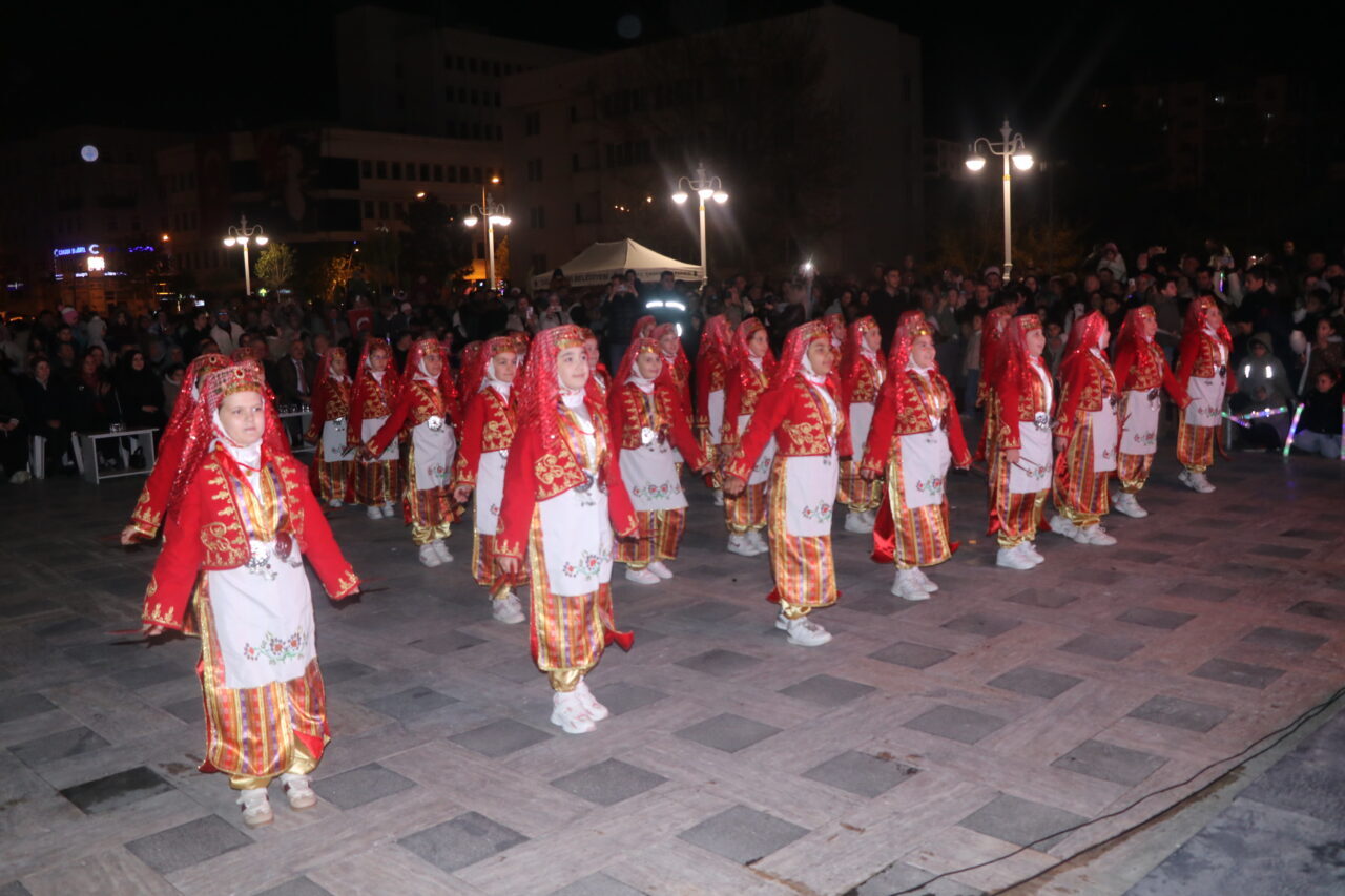 ÇANKIRI (AA) – Çankırı'da 23 Nisan Ulusal Egemenlik ve Çocuk