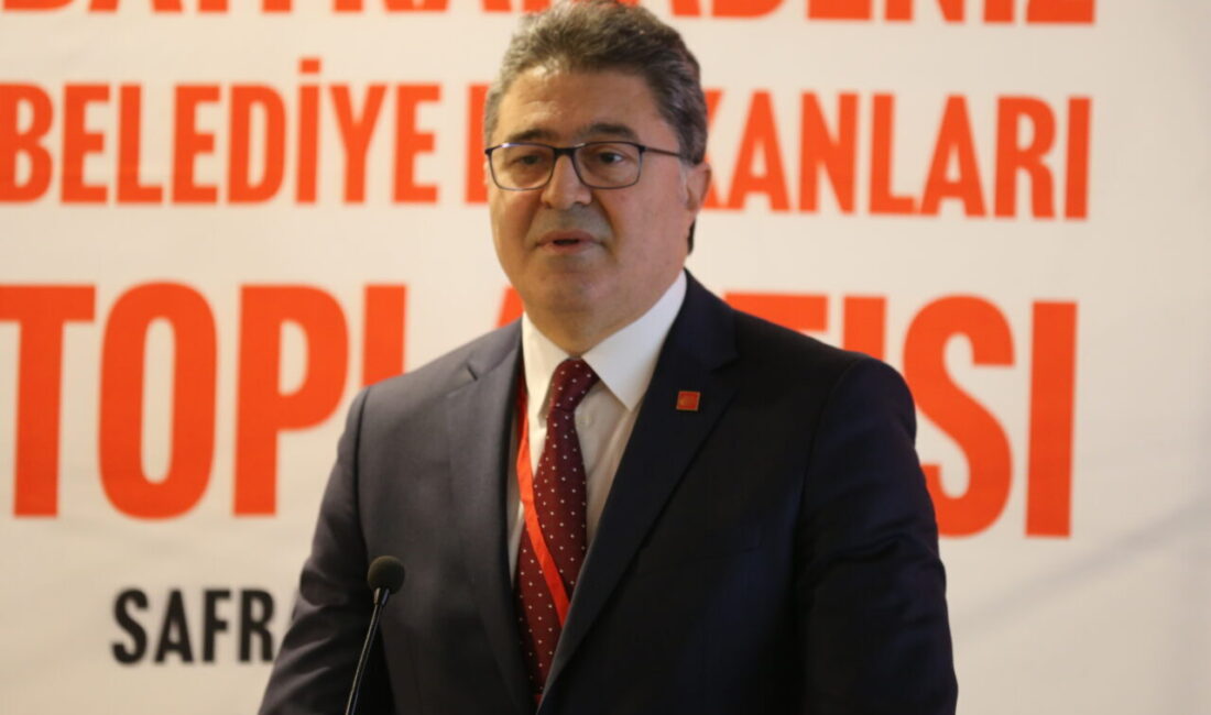 KARABÜK (AA) – CHP Genel Başkan yardımcıları Ensar Aytekin ve