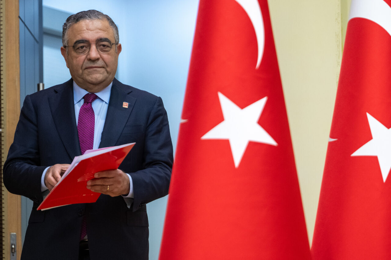 ANKARA (AA) – CHP Genel Başkan Yardımcısı Sezgin Tanrıkulu, İnsan