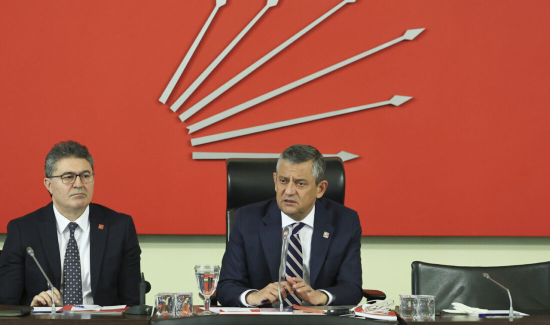 ANKARA (AA) – CHP Genel Başkanı Özgür Özel başkanlığında İl