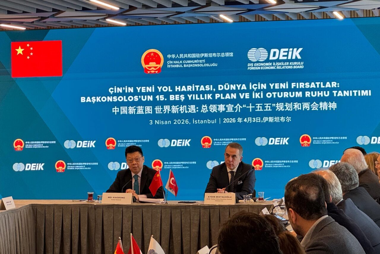 - Çin Halk Cumhuriyeti İstanbul Başkonsolosu Wei Xiaodong:
- "Türkiye-Çin işbirliği,