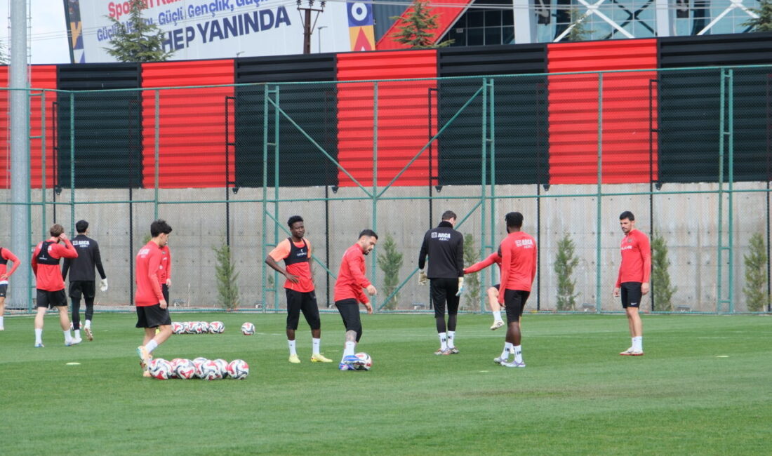 ÇORUM (AA) – Arca Çorum FK, Trendyol 1. Lig'in 33.