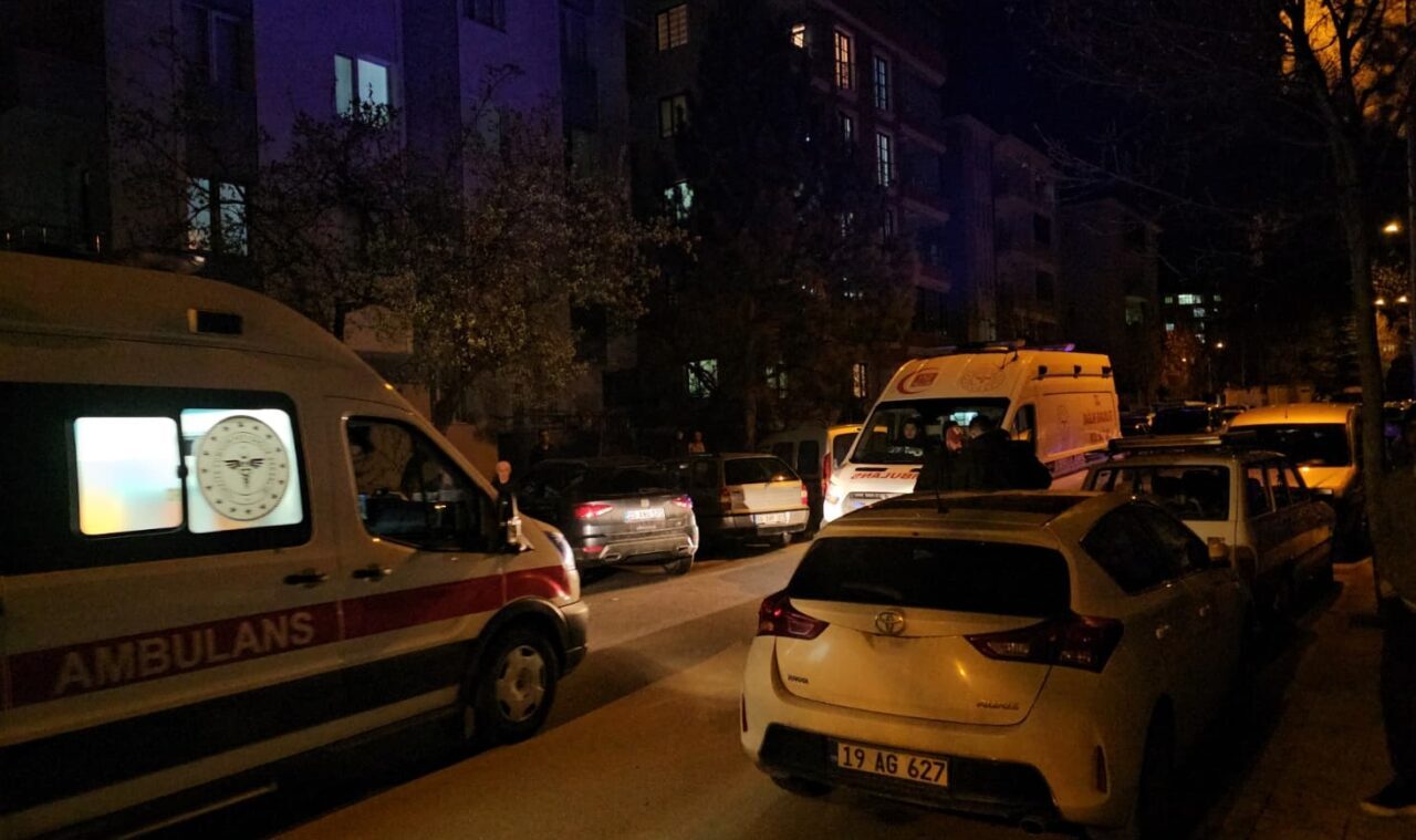 ÇORUM (AA) – Çorum'da bir apartmanda komşular arasında "gürültü" nedeniyle