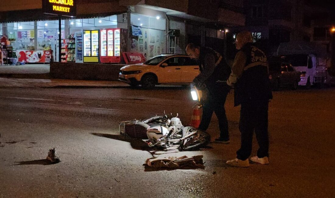 ÇORUM (AA) – Çorum'da otomobille çarpışan motosikletin sürücüsü ağır yaralandı.