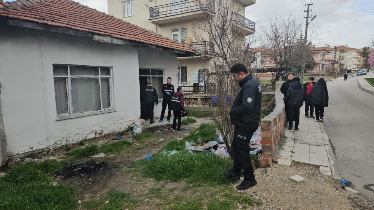 ÇORUM (AA) – Çorum’da yalnız yaşayan 58 yaşındaki kişi, evinde