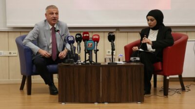 TRABZON (AA) – Cumhurbaşkanı Başdanışmanı Oktay Saral, Karadeniz Teknik Üniversitesi'nde