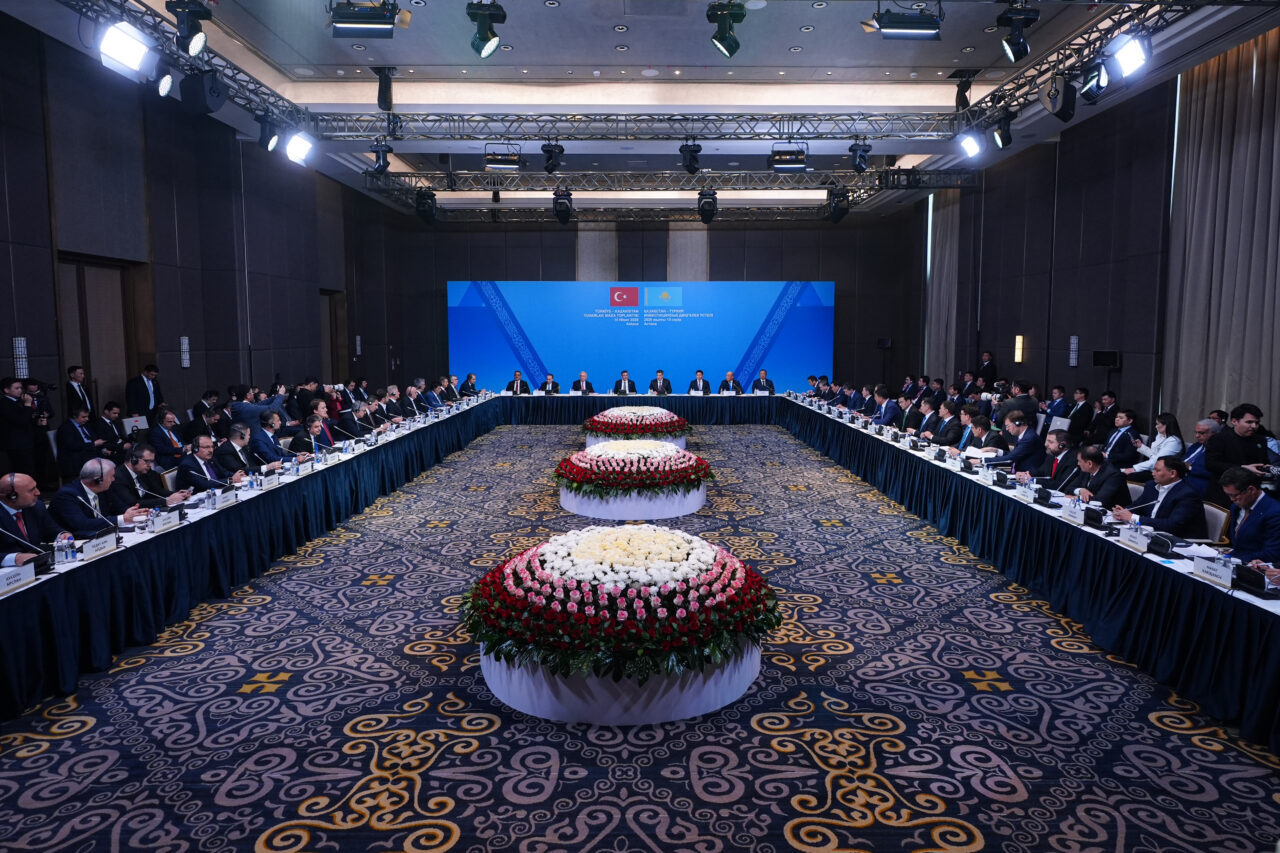 - "Dünya büyümesinin aşağı yukarı 2 katını yaptı geçen sene