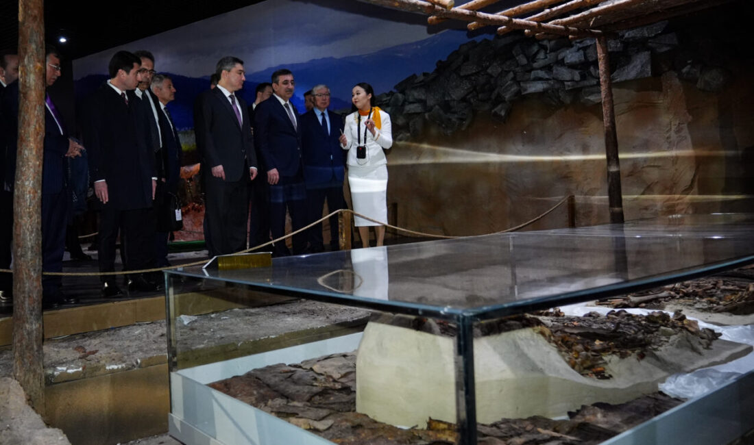 ASTANA (AA) – Cumhurbaşkanı Yardımcısı Cevdet Yılmaz, Kazakistan Ulusal Müzesi