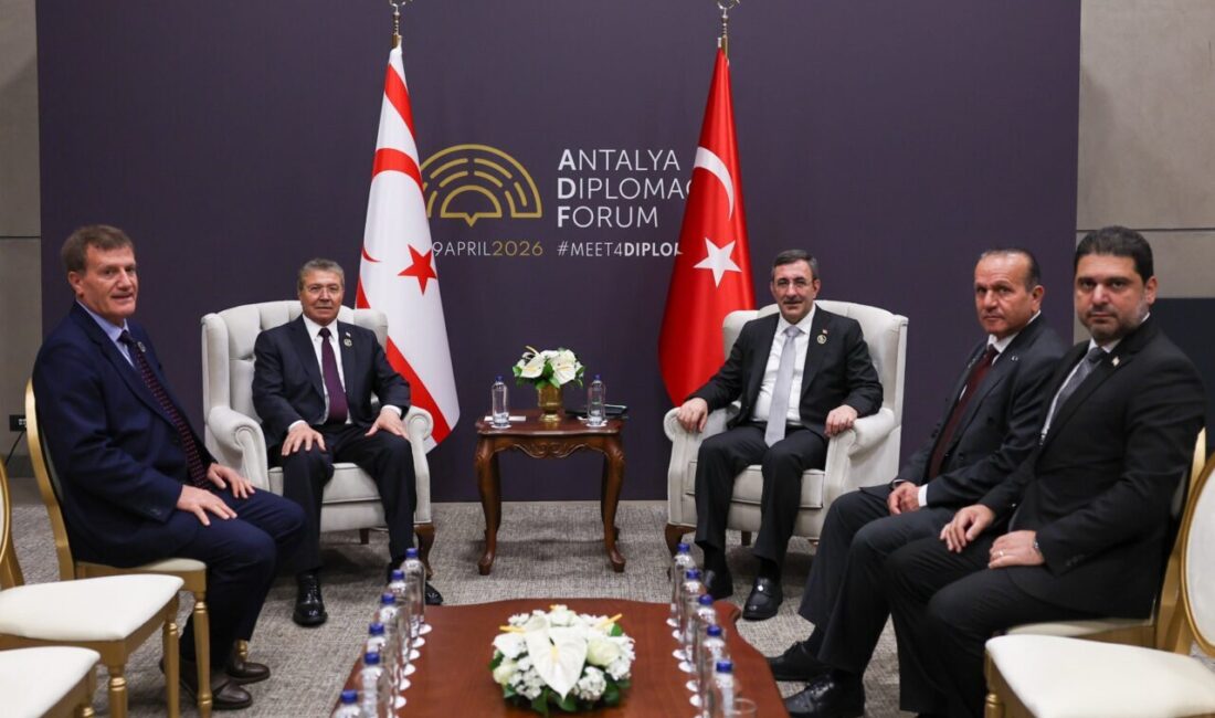 - "Türkiye olarak milli davamız Kıbrıs meselesinde, Kıbrıslı Türk kardeşlerimizle