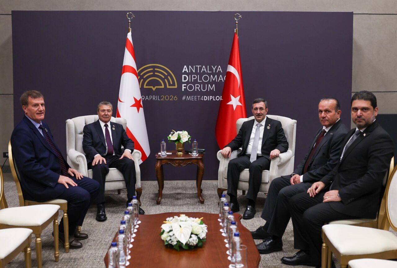 - "Türkiye olarak milli davamız Kıbrıs meselesinde, Kıbrıslı Türk kardeşlerimizle