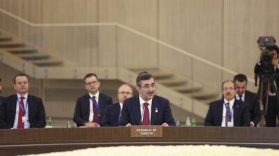 - "Küresel ve bölgesel sınamalar karşısında Türk devletleri arasındaki enerji