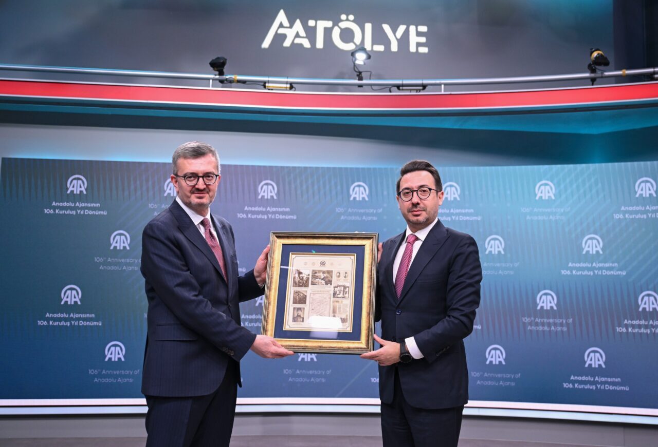 - "Bizler kendi hikayesini anlatmanın ne kadar önemli olduğunu biliyoruz.