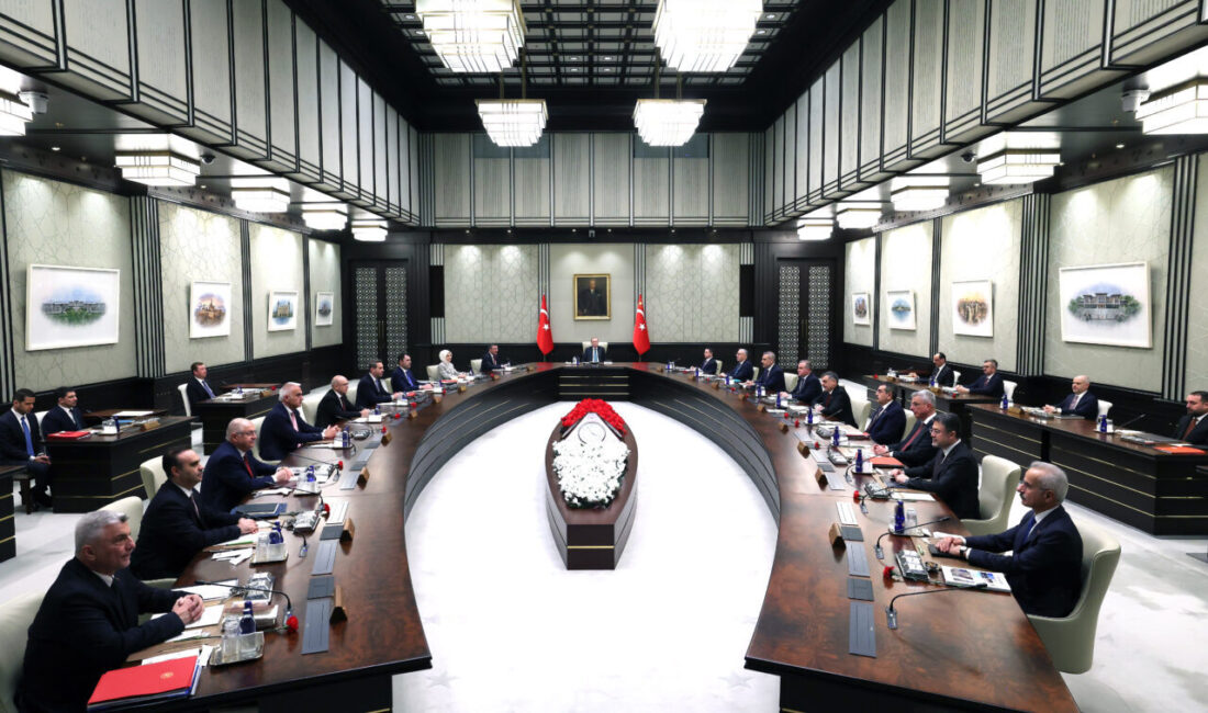 ANKARA (AA) – Cumhurbaşkanlığı Kabinesi, Cumhurbaşkanı Recep Tayyip Erdoğan'ın başkanlığında